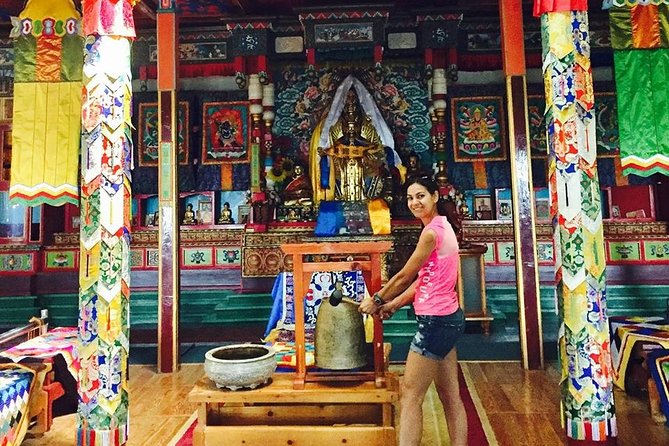 2D,1N Gobi desert and Old city Kharkhorum stay with Nomadic family - The long-drive question