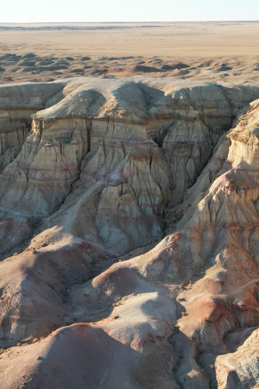 Best 6-Day Gobi Tour Discover Mongolia - Day 4: Bayanzag and the Flaming Cliffs