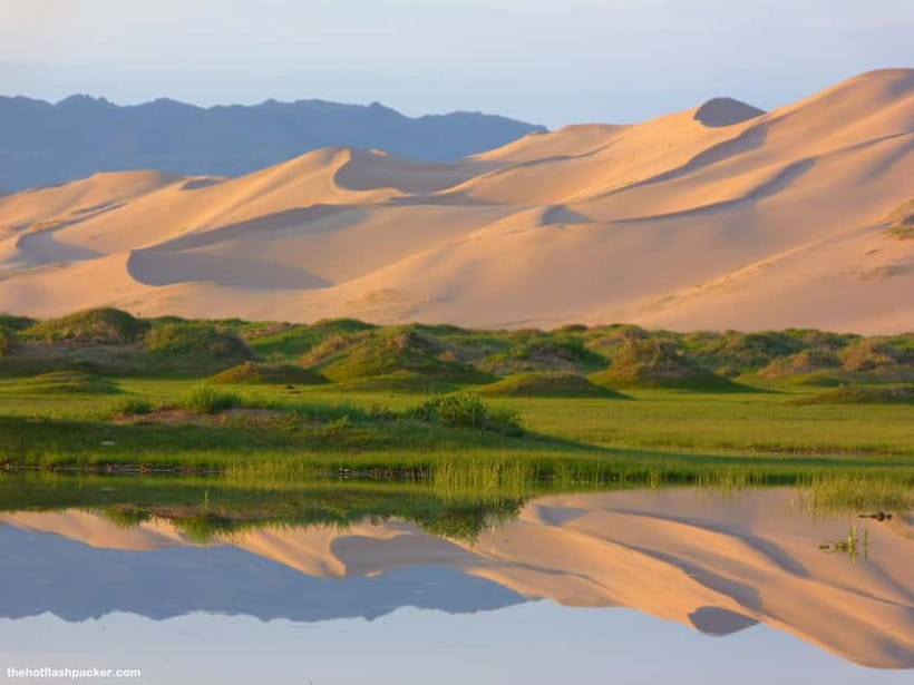 Bus tour to visit Gobi 4 day - Yol Valley brings cool air to the Gobi