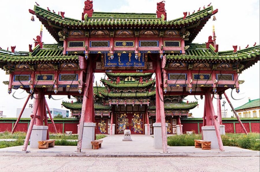 City tour all included, traditional music and dance concert - Chinggis Square and the Center of Modern Mongolia