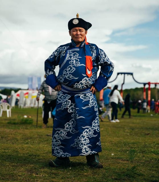 Day tour with Traditional clothes and photographer - Zaisan Hill: your first view of Ulaanbaatar