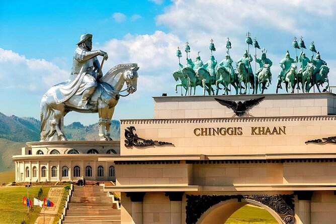 From Ulaanbaatar: Chinggis Khaan Statue and Turtle Rock Day Tour - The walk to Aryabal Meditation Temple