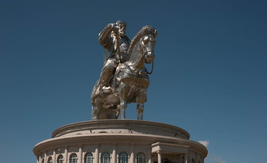 Horseback Riding Tour to Turtle Rock & Aryabal - The Genghis Khan Statue adds a grand finale