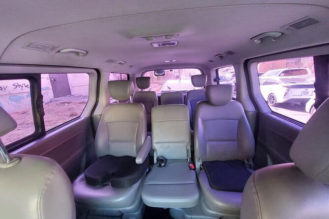 Mongolia - Sedan, Lexus, UAZ Minivan, 4WD Tour& Transport Service - Why private transport makes sense in Mongolia