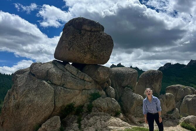 Private tour wth Olivia: Genghis Statue-Turtle Rock-Terelj-Zaisan - Key points to know before booking