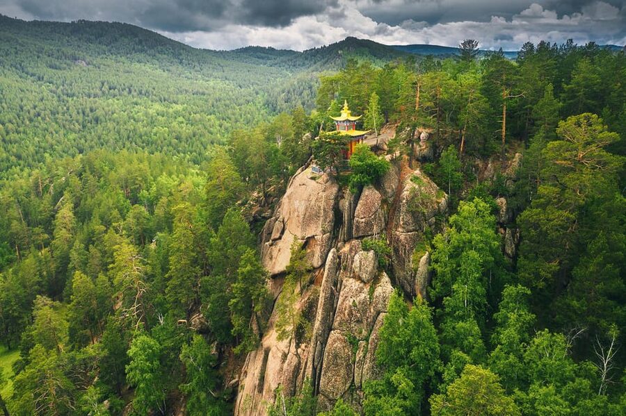 Sacred Landscapes: Exploring Aglag Buteel - Gardens, walking, and mountain views