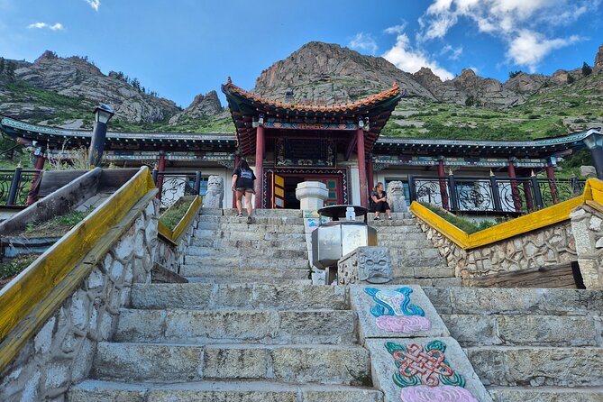 Terelj National Park & Chinggis Khan Statue Day Tour - The Chinggis Khan Statue Is a Powerful Final Stop