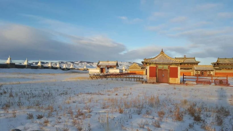 Ulaanbaatar: 4-Day Central Mongolia Winter Tour - Day 1: Camels and dunes at Elsen Tasarkhai