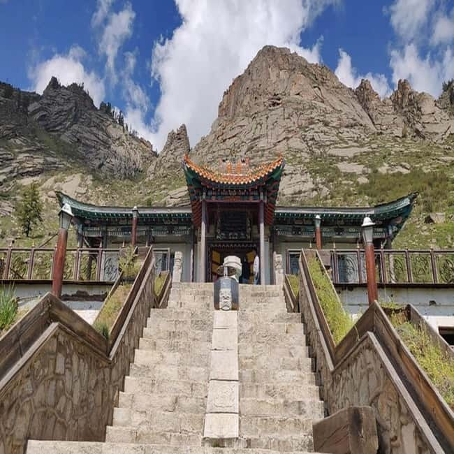 Ulaanbaatar: Chinggis Khaan Statue and Turtle Rock Day Tour - Who should book this day tour?