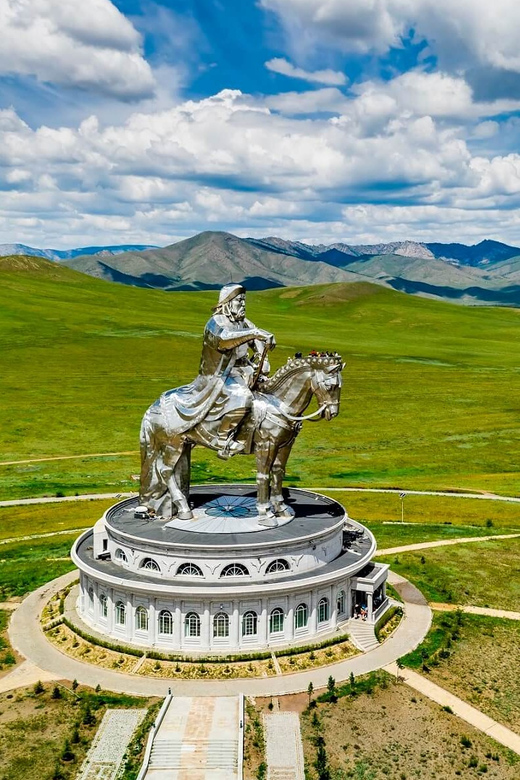 Ulaanbaatar: Chinggis Khan Statue and National Park Day Trip - A Mongolian lunch in a traditional ger