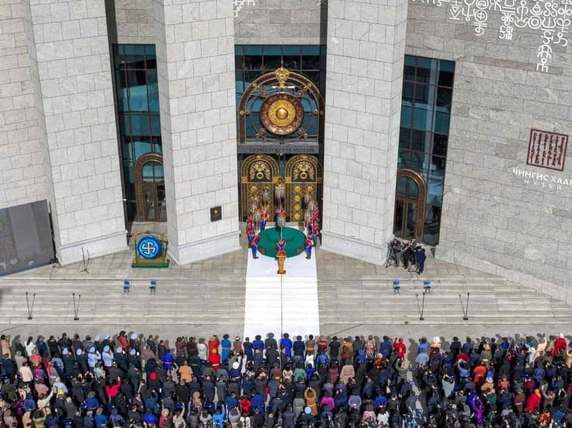 Ulaanbaatar Signature Tour – Mongolia’s Capital in One Day - Narantuul Market and the everyday city